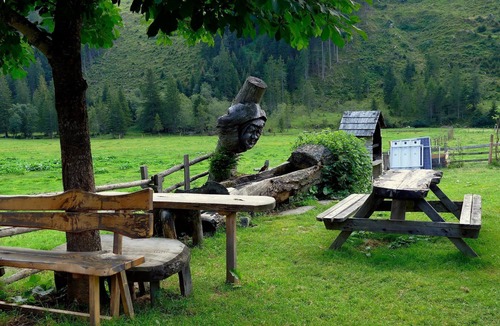 Donnersbachwald Apartment | Family and multi-bed room with shower for 4 pers. - Inn/Pension/Apartment zur Gams
