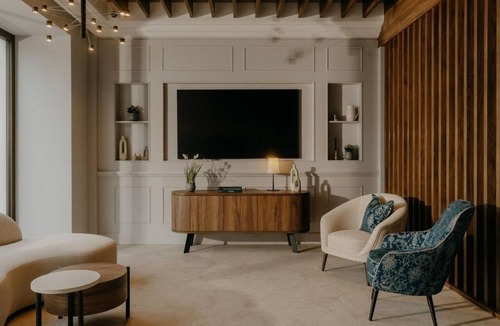 City Centre Salzburg House | Family Room - Non-Refundable Rate - IMLAUER Palais Mirabell
