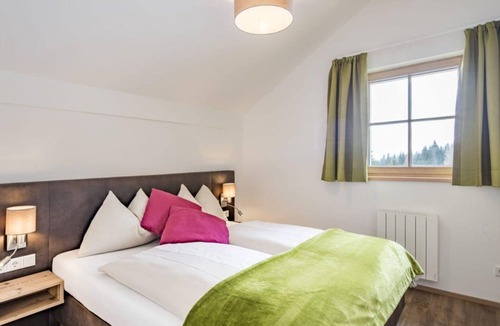 Weisspriach Bed & Breakfast | Family time with sauna barrel and Schaffelbad - Chalet village Fanningberg