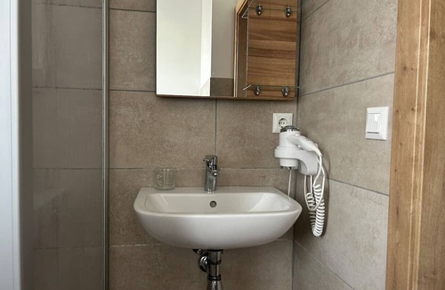 Kremsmuenster Apartment | FarawayHomes Aparthotel Kremsmünster #4