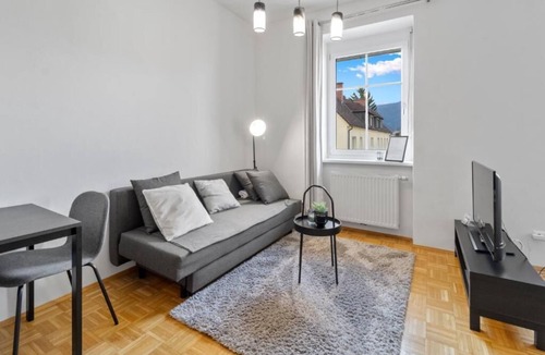Krieglach Apartment | FarawayHomes Studio Krieglach 14