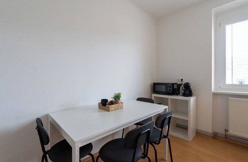Leitendorf Apartment | FarawayHomes Studio Leoben A19