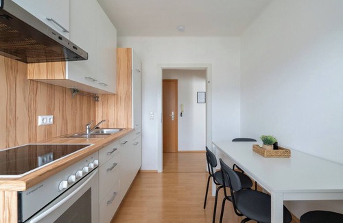 Leitendorf Apartment | FarawayHomes Studio Leoben A19