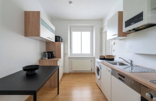 Leitendorf Apartment | FarawayHomes Studio Leoben A21