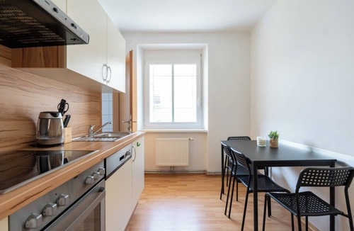 Leitendorf Apartment | FarawayHomes Studio Leoben A21
