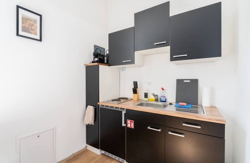 Rudolfsheim-Funfhaus Apartment | FarawayHomes Studio Vienna #1