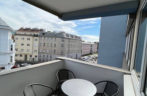 Dobling Apartment | FarawayHomes Studio Vienna #H1