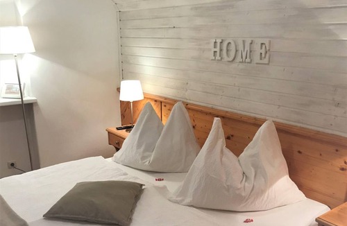 Sankt Ruprecht ob Murau Bed & Breakfast | Feel-good room with mountain view - Wohlfühlpension Kreischberg