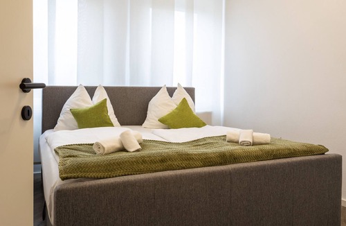 Klagenfurt am Woerthersee Condo | feel the city - Klagenfurt - 6 people - free underground parking - Netflix
