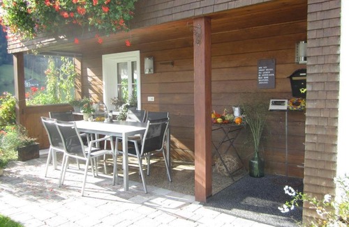 Blons House | Ferienwohnung Helma