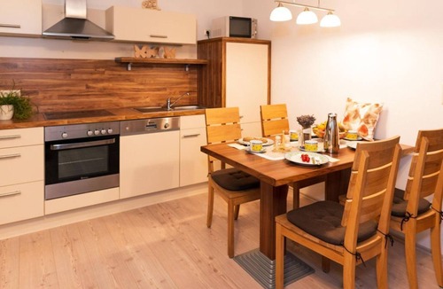 Loipersdorf bei Fuerstenfeld Apartment | Ferienwohnung mit Terrasse - Gästehaus Bergbrunnen