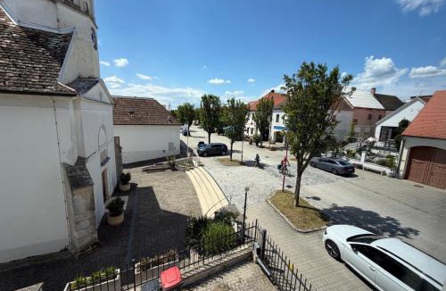 Morbisch am See Apartment | Ferienwohnung Zum alten Postamt