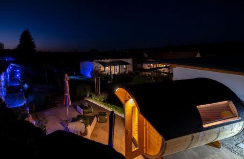 Stegersbach House | Finy Homes Stegersbach - Wellness Hideaways für Paare mit Sauna & Whirlpool