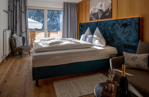 Unterrotte Hotel | Fokus N'cyan Hotel