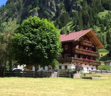 Hinterbichl Apartment | Gästehaus Dorer Gerhard