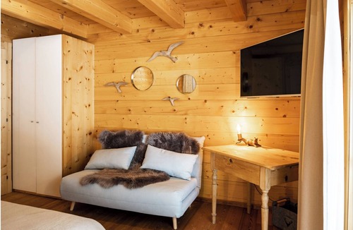 Waidring Cabin | Gamsglück guest rooms for families
