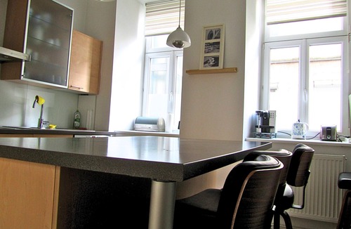 Mariahilf Condo | Gemütliche und großzügige Altbauwohnung in zentraler Lage