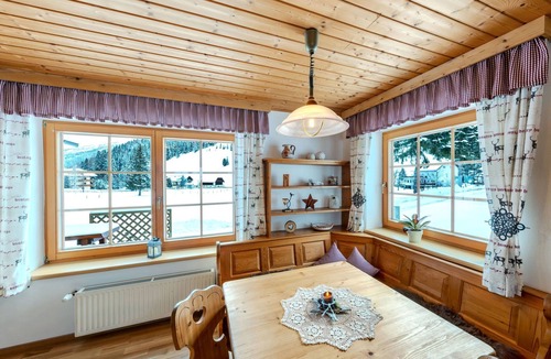 Innerkrems House | Gemütliches Ferienhaus in ruhiger Lage by Interhome