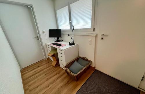 Buerglen Apartment | Gemütliches Studio mit Sitzplatz