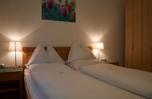 Lofer Bed & Breakfast | Großes Appartement mit 2 Schlafzimmer und Terasse - Patricia, Haus