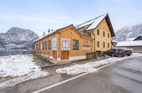 Hallstatt House | Hallstatt Lakeside Top 2