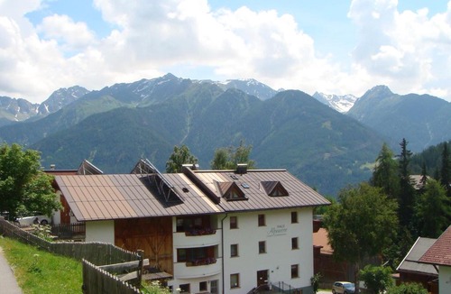 Serfaus House | Haus Alpenrose