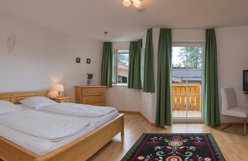 Seefeld in Tirol House | Haus Elisengrund - Chalet Privé - Ferienhaus, 4 Schlafzimmer, 4 Bäder, Küche,