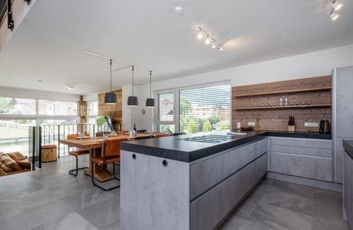 Sankt Lorenzen ob Murau House | Haus Estelle: Thuis op vakantie op 350m van de piste