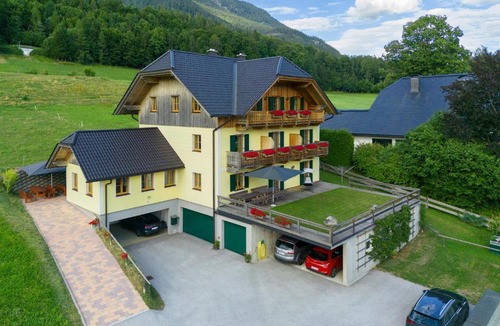 Ried Bed & Breakfast | Haus Hödlmoser