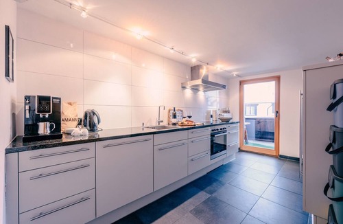 Sankt Anton am Arlberg House | Haus Richard Falch – Chalet in St. Anton, 2 Min. to Galzigbahn