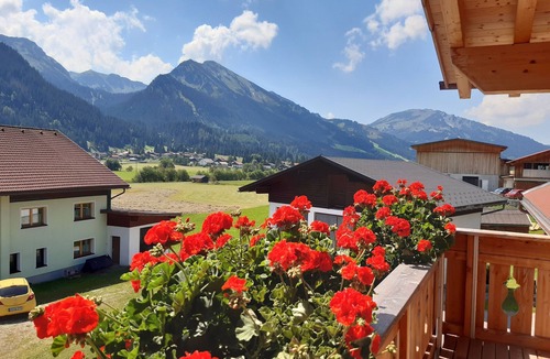 Tannheim Apartment | Haus Schedle Ferienwohnung - Ferienwohnung Schedle