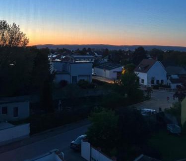 Siegendorf Apartment | Helles, großzügiges Loft mit Fernblick