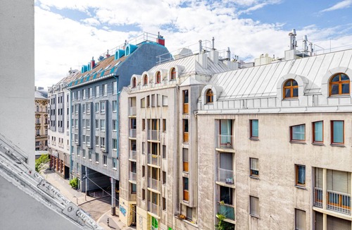 Margareten Apartment | Historic Margareten 2BR w/Elevator in central location, by Blueground