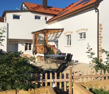 Maria Anzbach Apartment | Hof zum Kleinod - Erholung für die ganze Familie im Wienerwald