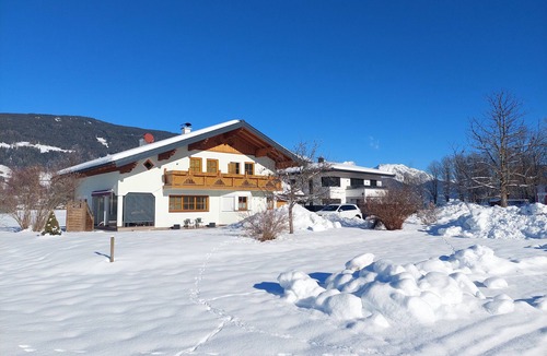 Radstadt Apartment | Holiday Apartment 'Apart Waldblick' with Mountain View, Shared Terrace & Wi-Fi (No Kitchen)