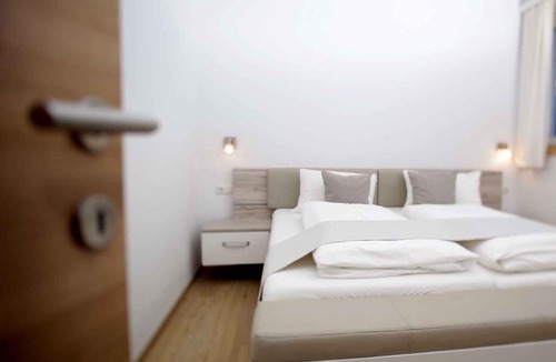 Abfaltersbach Apartment | Holiday apartment Modern apartment in the Dolomites