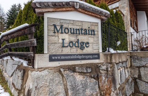 Rain Apartment | Holiday Apartment "Mountain Lodge Leogang - Top4" with Mountain View, Balcony & Wi-Fi