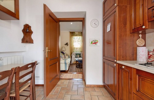 Lecco House | Holiday Home "Casa del Cedro" with Lake View, Balcony & Wi-Fi