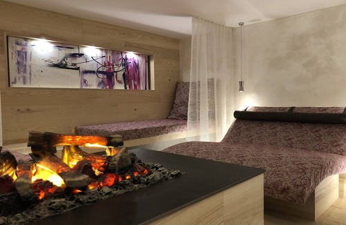 Damuels Hotel | Hotel Lucia