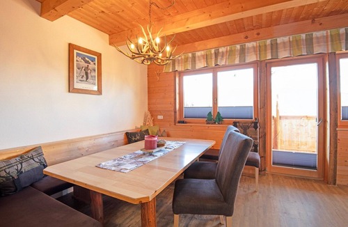 Rohrberg House | House in Zell am Ziller with Panoramic Views