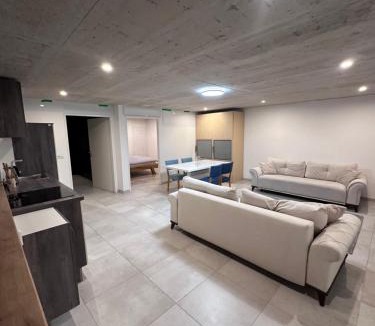 Inzing Apartment | Innsbruck West
