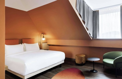 Elisabeth-Vorstadt Hotel | June Six Salzburg, a Tribute Portfolio Hotel