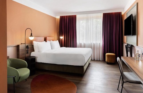 Elisabeth-Vorstadt Hotel | June Six Salzburg, a Tribute Portfolio Hotel