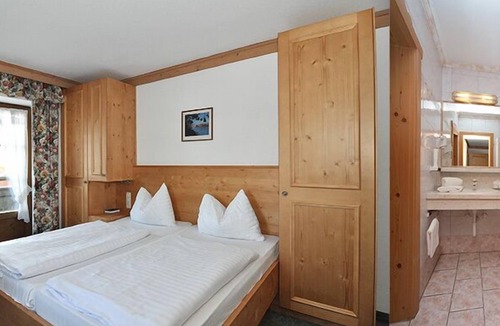 Oberndorf bei Kitzbuhel Hotel | Kaiserhotel Neuwirt