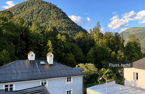 Bad Ischl Apartment | KAISERLICH WOHNEN zentral und am Fluss