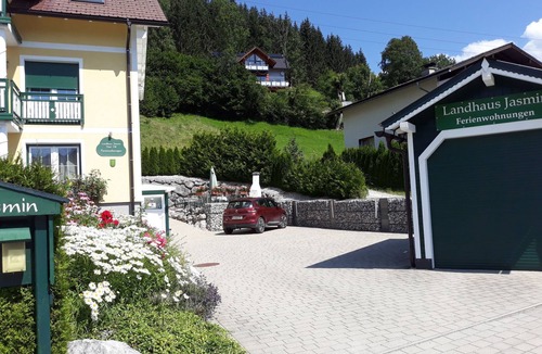 Thorl Apartment | Kammblick in Bad Mitterndorf by Interhome