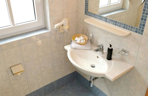 Kleinarl Hotel | Klein & Fein Max. 2 Pers. Balkon 20m² - Vital- und Familienhotel Angerwirt