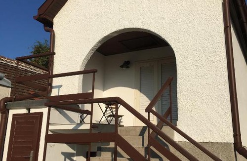 Rechnitz Apartment | Kleines Kellerstöckl Nimm 2