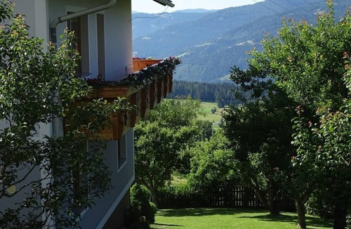Sankt Peter am Kammersberg Apartment | Komfortzimmer mit Balkon - Fewo Würger