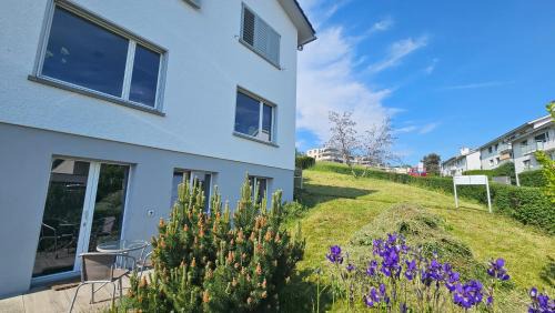 Horgen District House | Lake View Private Studio